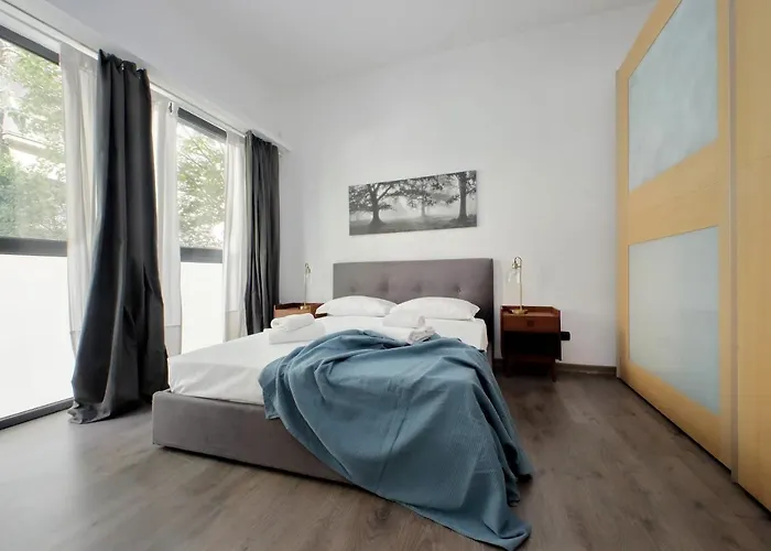 Piramide Charming Apartment