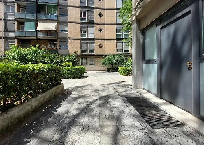 Piramide Charming Apartment