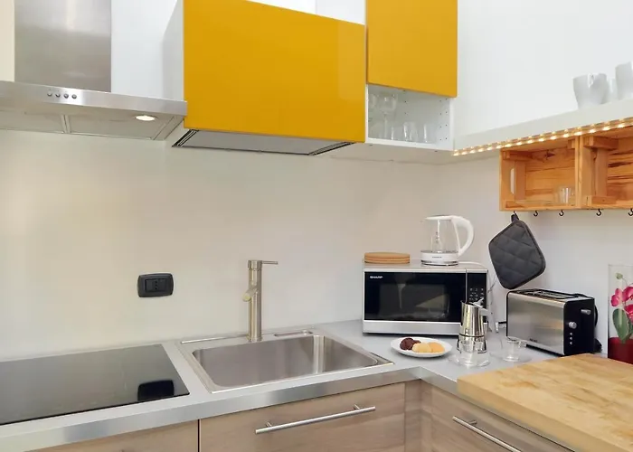Piramide Charming Apartment